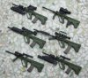 1:6 Scale  Armoury AUG Weapon Set of 6 (green)