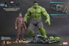 1/6 Scale Movie Masterpiece Set Bruce Banner and Hulk by Hot Toys