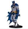 DC Artists Alley: Batman by Hainanu "Nooligan" Saulque PVC Figure