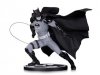 Batman Black & White Statue (Ivan Reis) DC Collectibles