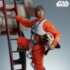 Star Wars Luke Skywalker & Red Five X-Wing Premium Format 3008952
