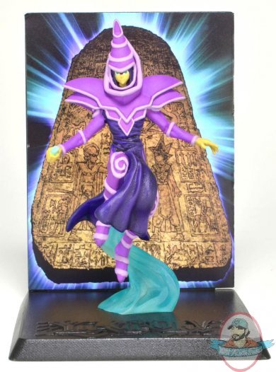 YuGiOh 3 3/4" Figure with Deluxe Display Series 1 Dark Magician Neca