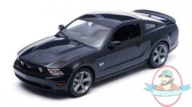 1:18 2010 Ford Mustang GT Black by Greenlight