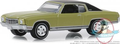 1:64 Muscle Series 22 1971 Chevrolet Monte Carlo SS 454 Greenlight 