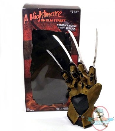 Nightmare on Elm Street 1984 Freddy´s Krueger Glove Replica by NECA