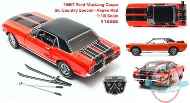 1/18 1967 Ford Mustang Coupe Ski Country Special Greenlight