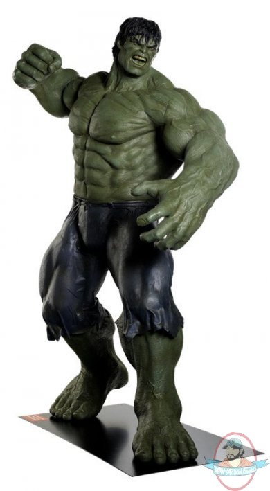 Marvel Life Size Hulk Classic Statue Section 9