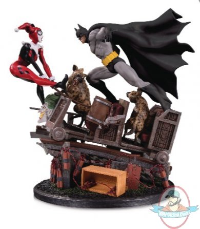 Batman Vs. Harley Quinn Battle Statue Second Edition Dc Collectibles