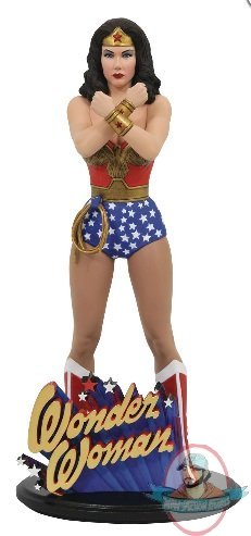 DC Gallery Linda Carter Wonder Woman PVC Statue Diamond Select