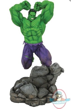 Marvel Premier Collection Comic Hulk Statue Diamond Select