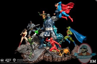 1:6 Dc Epic Diorama JLA vs Darkseid Ver A Colour XM Studios