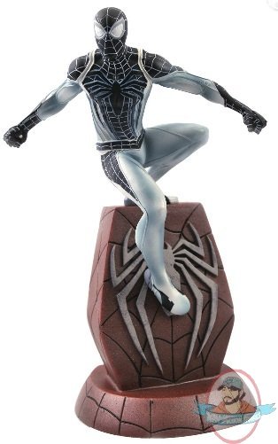 SDCC 2020 Marvel Gallery PS4 Negative Suit Spider-Man Statue Diamond 