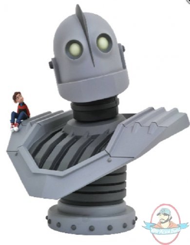 1/2 Scale Legends in 3D Iron Giant Bust Diamond Select