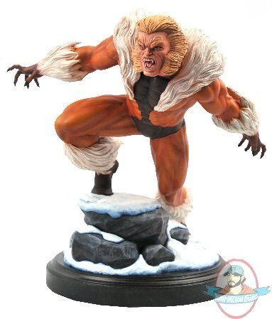 Marvel Premier Collection Sabretooth Statue by Diamond Select