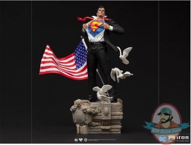 1/10 Scale Dc Comics Clark Kent Deluxe Statue Iron Studios 907931