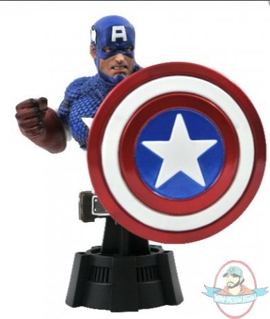 Marvel Comic Captain America Bust by Diamond Select
