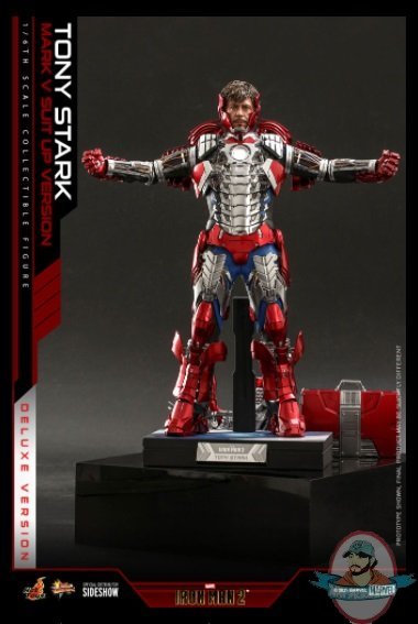 1/6 Iron Man 2 Tony Stark Mark V Suit Up Deluxe MMS Hot Toys 908411