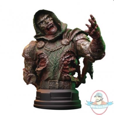 NYCC 2021 Marvel Zombie Dr Doom Bust by Diamond Select