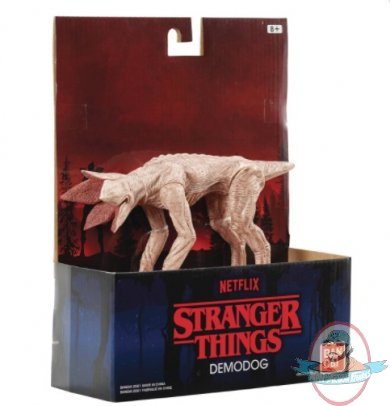 Stranger Things Demo-Dog Dart  7 inch Vinyl Monster Bandai