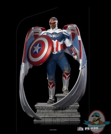 1/4 Captain America Sam Wilson Closed Wings Statue Iron Studios 909662