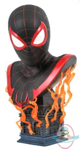 1/2 Scale Marvel Legends in 3D PS5 Miles Morales Bust Diamond Select