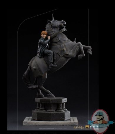1/10 Ron Weasley at the Wizard Chess Deluxe Statue Iron Studios 907836