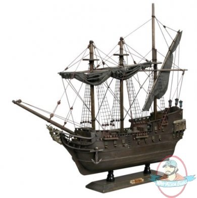 Pirates of The Caribbean Black Pearl Wooden Ship Statue Neca