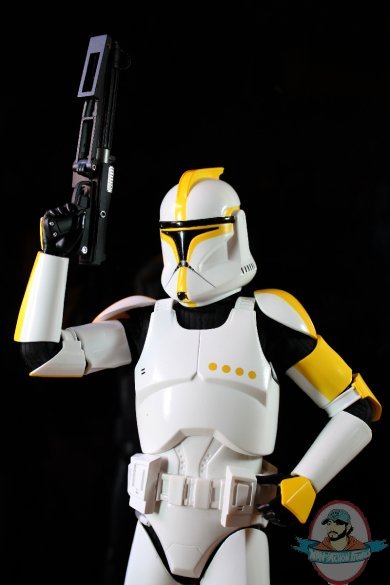 Star Wars Clone Commander (Phase I Armor) 12 inch RAH Figure (Used)