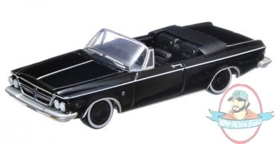 1:64 Black Bandit Series 8 1963 Chrysler 300 Convertible Greenlight