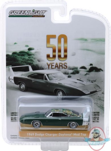 1:64 Anniversary Collection Series 7 1969 Dodge Charger Greenlight
