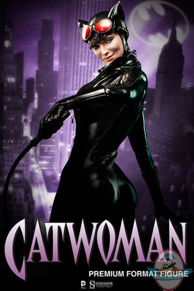 DC Comics Catwoman Premium Format Figure by Sideshow 300263