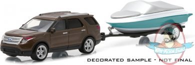 1:64 Hitch & Tow Series 4 2013 Ford Explorer and Boat w Boat Trailer