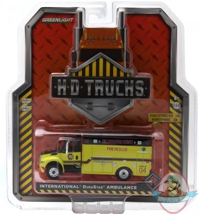 1:64 Heavy Duty Trucks Series 3 2013 International Durastar Ambulance