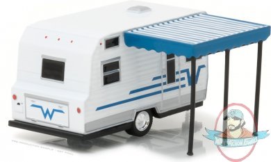 1:64 Hitched Homes Series 2 1964 Winnebago White and Blue Greenlight