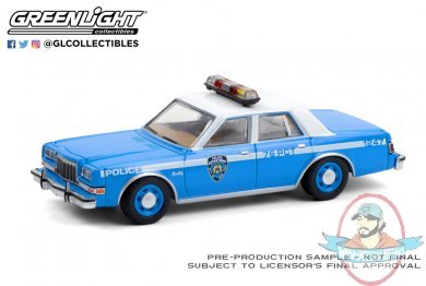 1:64 Hot Pursuit Series 37 1982 Plymouth Gran Fury NYPD Greenlight