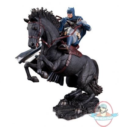 Batman The Dark Knight Returns Call to Arms Lmt Ed Mini Battle Statue