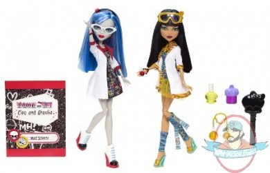 Monster High Classroom Partners Mad Science Cleo De Nile & Ghoulia Yel