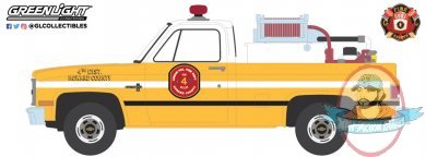 1:64 Fire & Rescue Series 2 1981 Chevrolet K20 Scottsdale Greenlight
