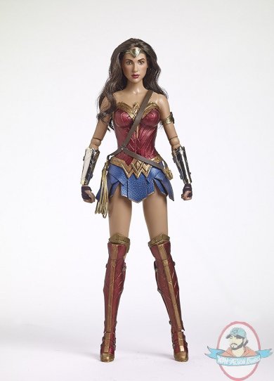 Tonner DC Comics Wonder Woman Movie Deluxe 16" Doll by Tonner Doll