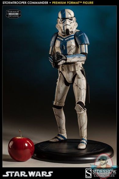 Star Wars Stormtrooper Commander Exclusive Premium Format Figure 
