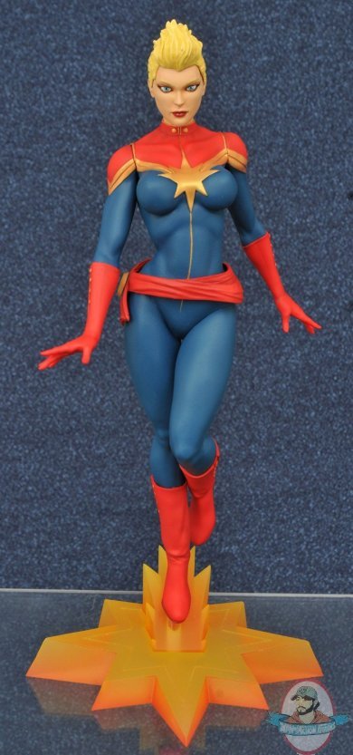 SDCC 2016 Marvel Gallery Statue Captain Marvel Mohawk Diamond Select