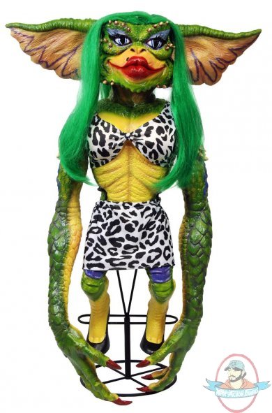  Gremlins 2 Greta the Female Gremlin Stunt Puppet Prop Replica by Neca