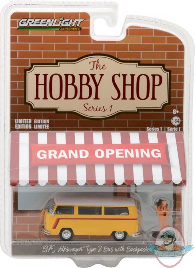 1:64 The Hobby Shop Series 1 1975 Volkswagen Type 2 Bus w Backpacker