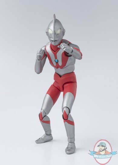 S.H. Figuarts Ultraman (A Type)"Ultraman" Figure by Bandai BAN19294