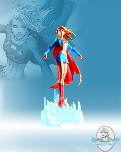 Supergirl Mini Statue by DC Direct