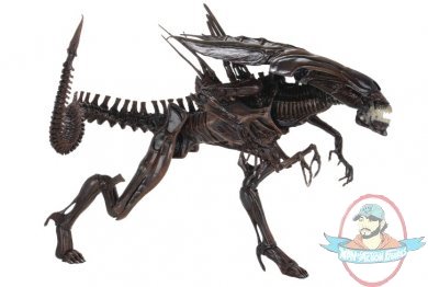 Aliens Resurrection Xenomorph Queen Ultra Deluxe Figure by NECA