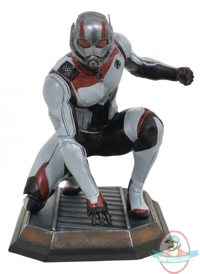 Marvel Gallery Avengers 4 Quantum Realm Ant-Man Statue Diamond Select