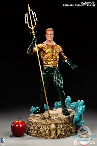 Dc Comics Aquaman Premium Format (TM) Figure by Sideshow Collectibles