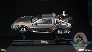 DeLorean Time Machine Collectible Figure by Kids Logic Company Limited