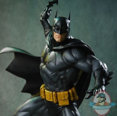 1/6 Scale DC Batman Black and Gray Ed. Maquette Tweeterhead 911389